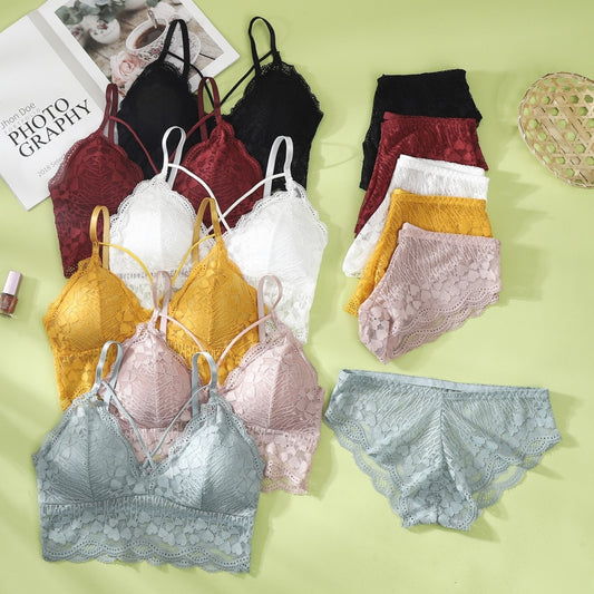 Conjunto de lingerie rendado: calcinha e sutiã sensual com renda delicada